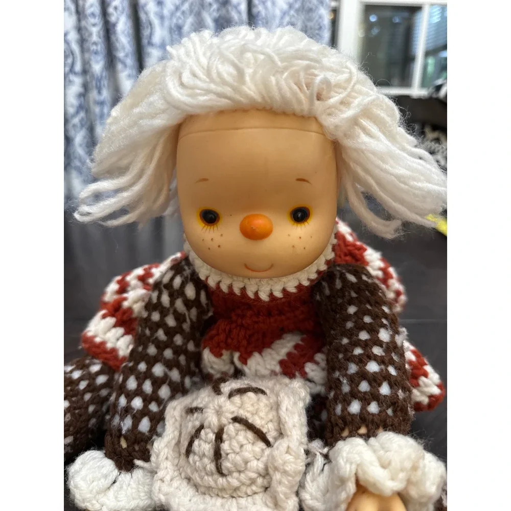 Vintage‎ Style Handmade Crochet Doll Vinyl Face Brown Rust Cream 16 Inch